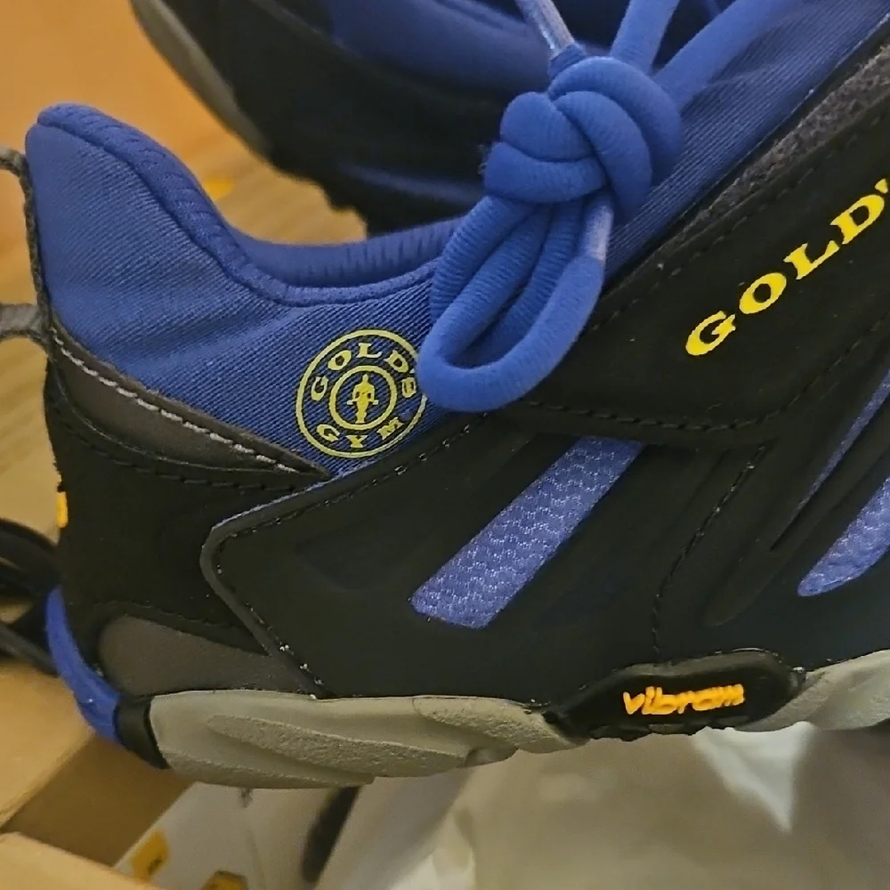 Vibram FiveFingers Black and Blue Water Shoes Prototype For Gold's Gym. - Picture 4 of 10